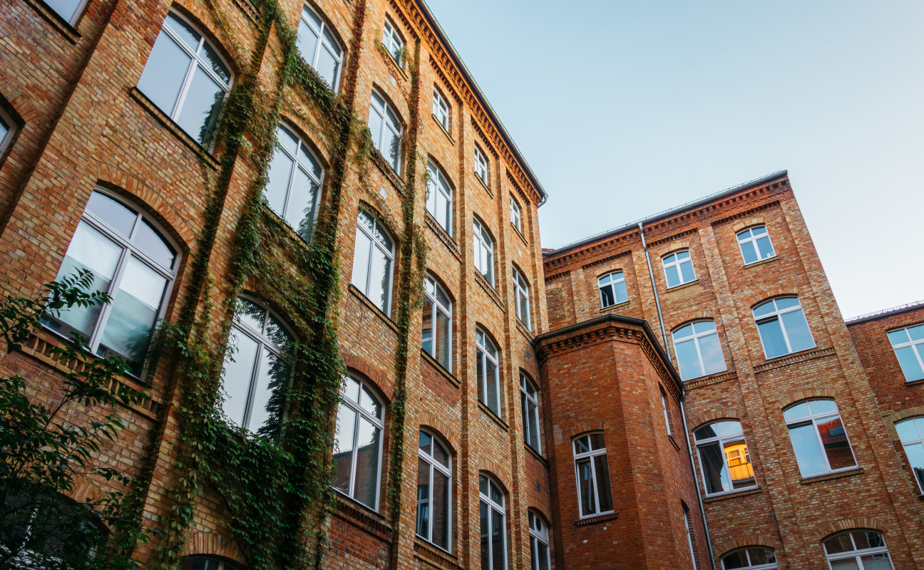 VKL Arquitectura Legal · Expertos Servicios Técnico - Legales en Arquitectura en Tarragona